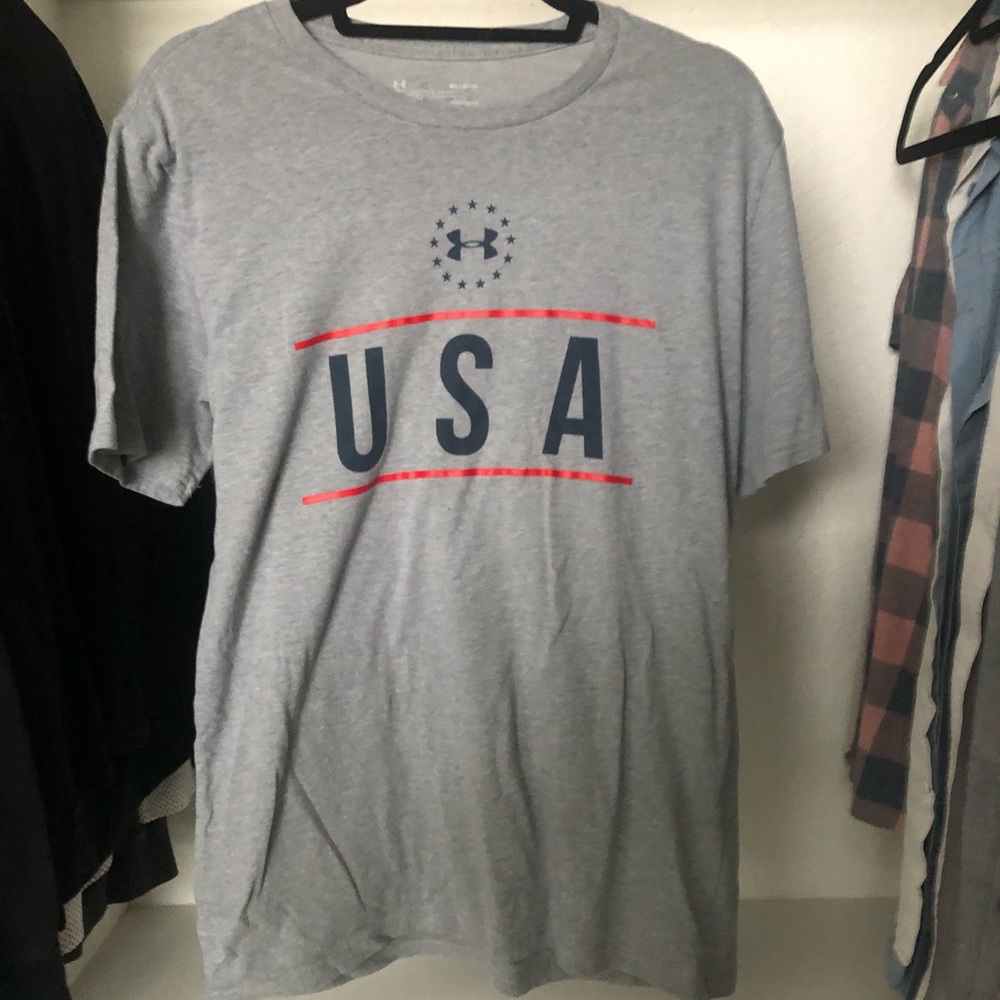 Under armour, Medium size. Shirt